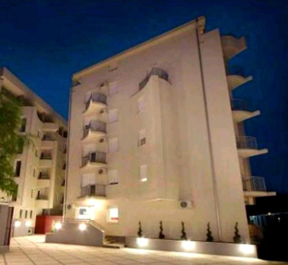 Royalwings Apartman ياغودينا المظهر الخارجي الصورة